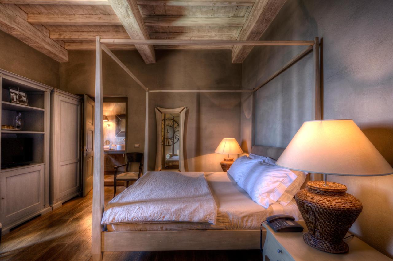 Villa Sassolini Country Boutique Hotel Монтеварки Экстерьер фото