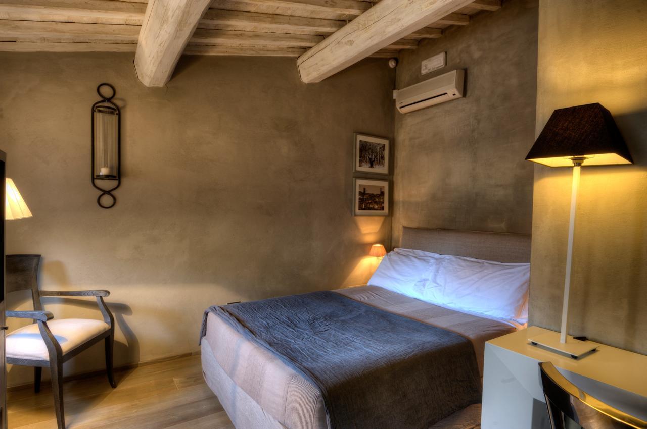 Villa Sassolini Country Boutique Hotel Монтеварки Экстерьер фото