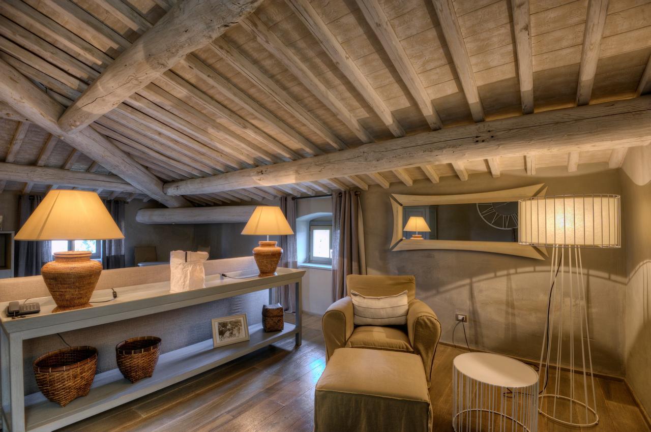 Villa Sassolini Country Boutique Hotel Монтеварки Экстерьер фото
