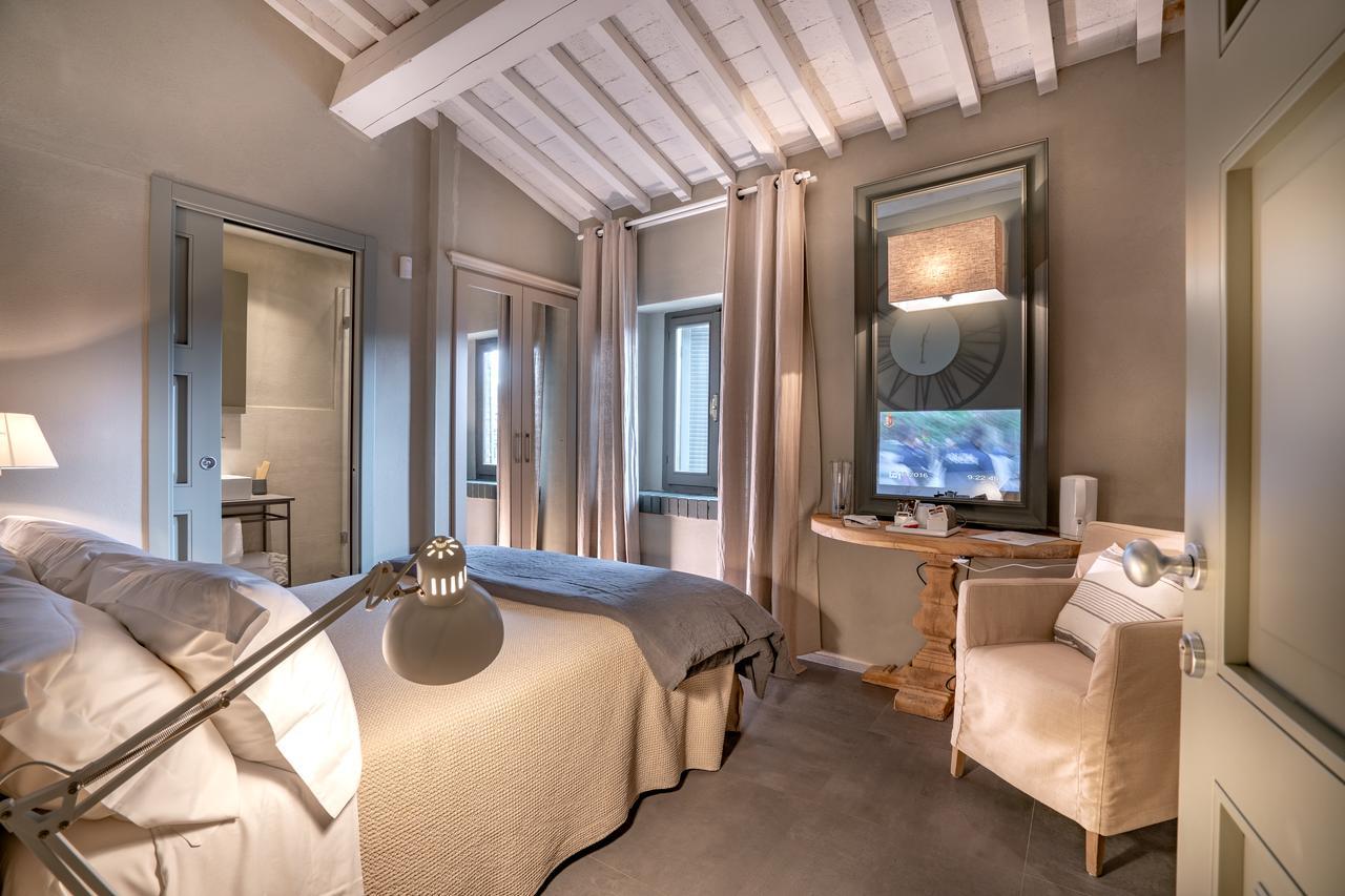 Villa Sassolini Country Boutique Hotel Монтеварки Экстерьер фото
