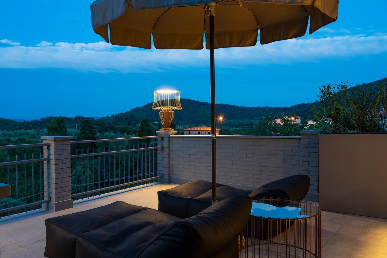 Villa Sassolini Country Boutique Hotel Монтеварки Экстерьер фото