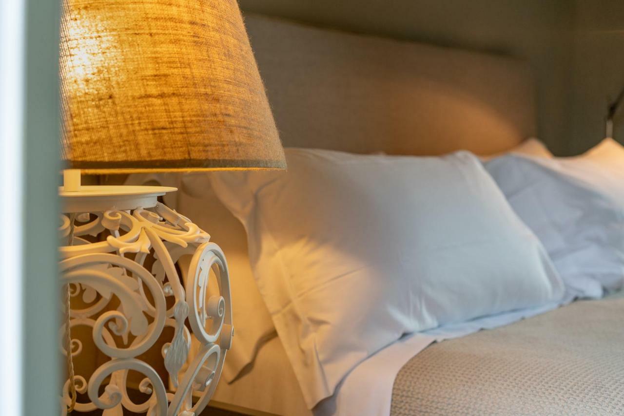 Villa Sassolini Country Boutique Hotel Монтеварки Экстерьер фото